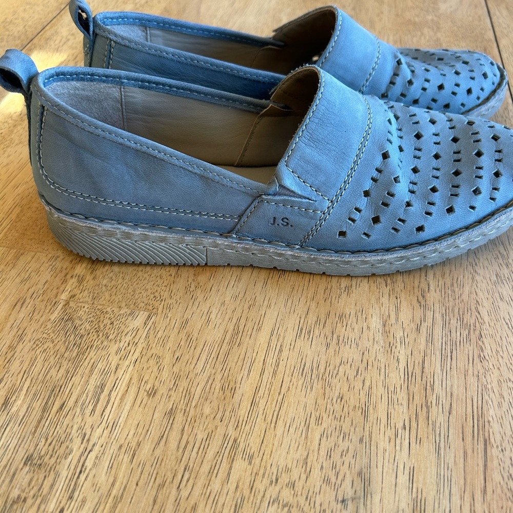 Josef Seibel Shoes - Picture 2 of 3
